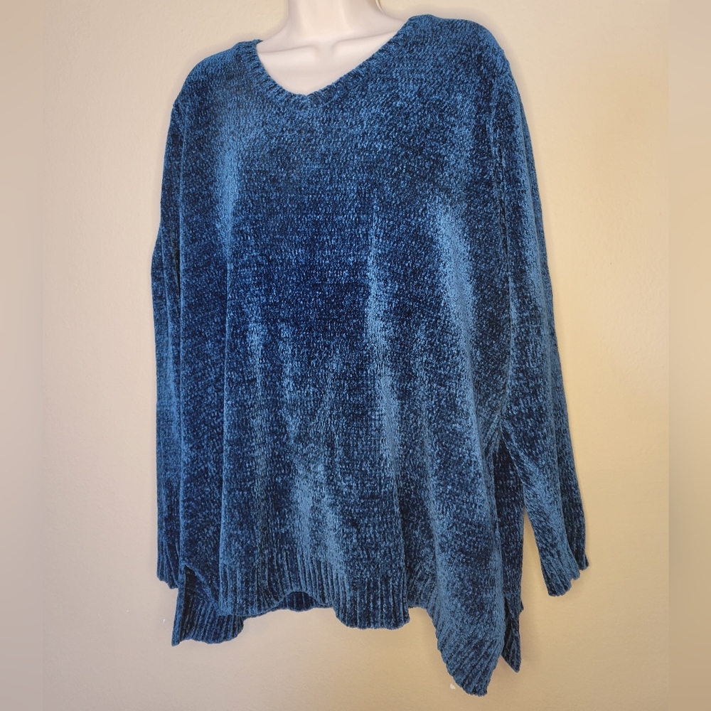 Ridiculously soft, thick, chenille sweater